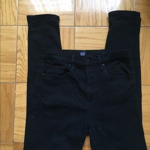 GAP true skinny black jeans